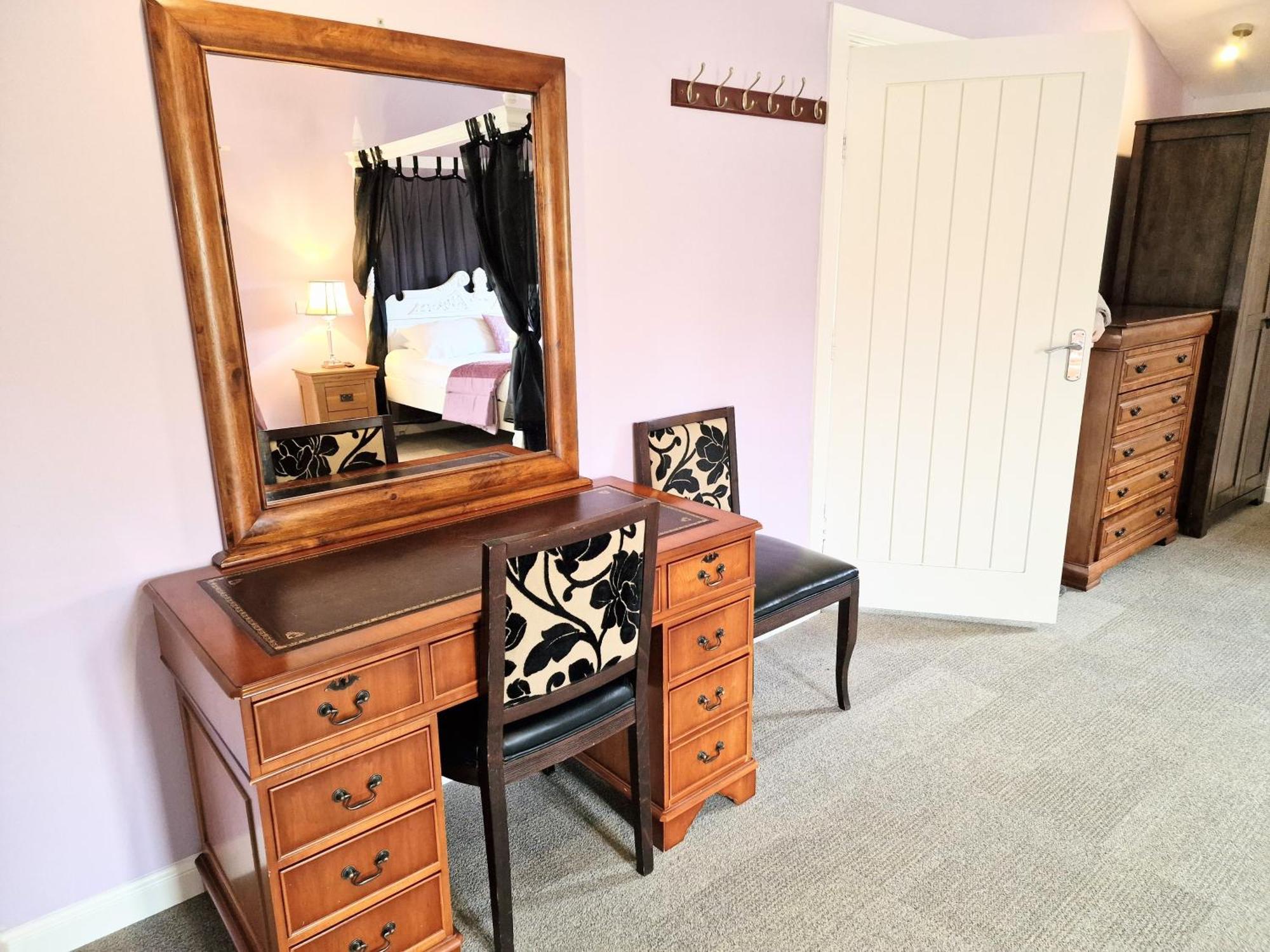 Вилла Ochil 10 With Private Hot Tub - Fife - Loch Leven - Lomond Hills Kelty Экстерьер фото